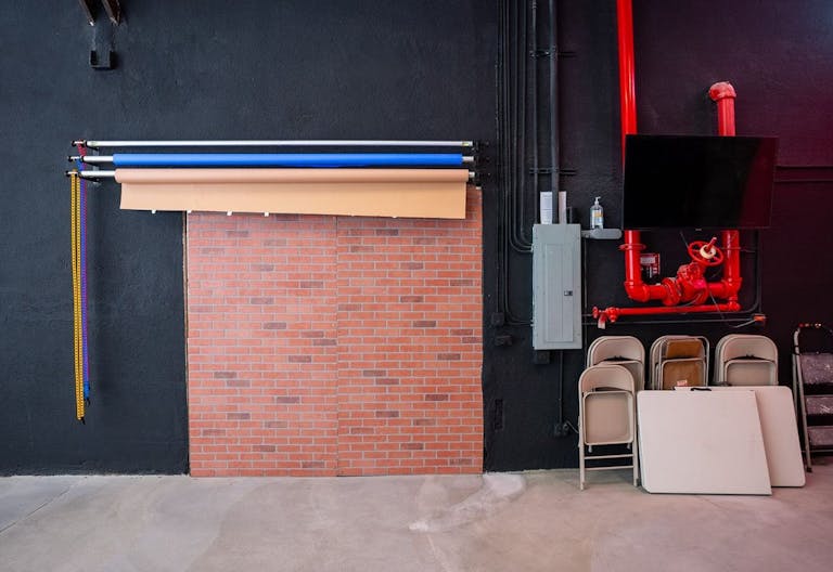 CYC Wall ground North Hollywood film studio green screen tech blue backdrops - Image 1