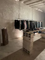 Prestigious Boutique in Le Marais - Image 11