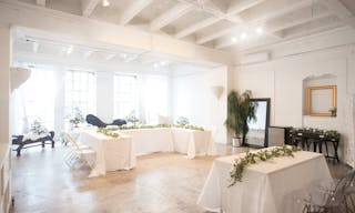 DTLA Grand Loft with High Ceilings - Image 19