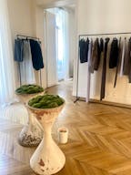 Gorgeous Showroom in Champs-�lys�es - Image 11