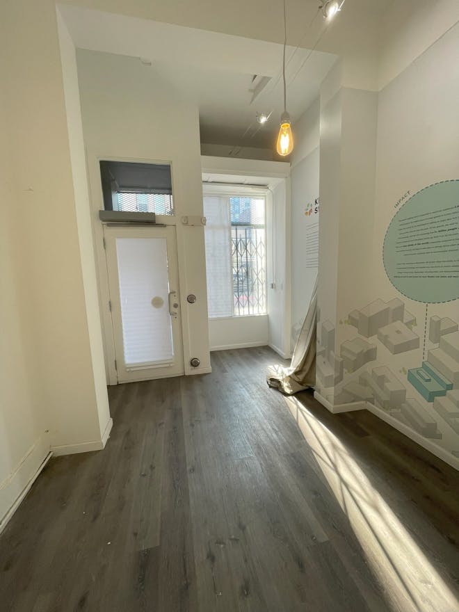 Affordable Flex Retail/Office/Showroom Space - Image 0