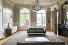 Unique Space near Arc de Triomphe - Image 3