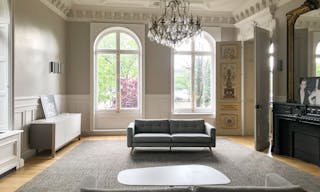 Unique Space near Arc de Triomphe - Image 3