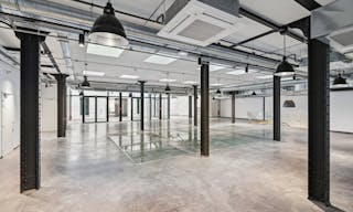 Wonderful Space in the 1st Arrondissement near Saint-Honor� - Image 2