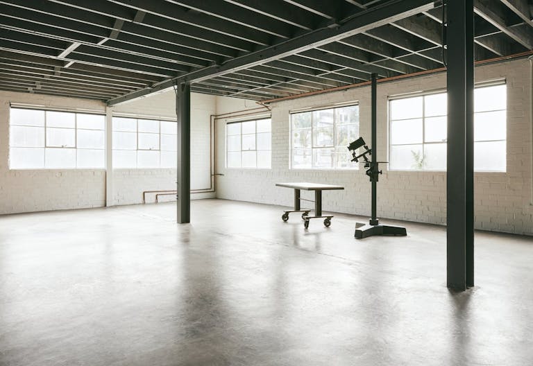 Gorgeous Daylight Studio With Attached Prop House (Hot Set Props) - Image 1