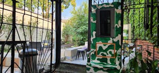 HIDDEN GEM! PROMO RATE Plant-Filled, Spacious, Bright Outdoor Event Space with Tons of Natural Light, Conveniently Located - Image 7