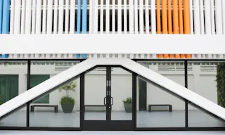 Modern Whitebox Space in Fisherman’s Wharf - Image 1