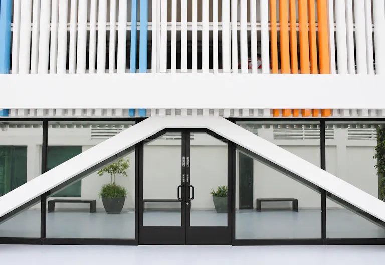Modern Whitebox Space in Fisherman’s Wharf - Image 1
