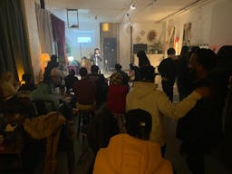 Beautiful and Versatile Open Loft Studio - Image 12