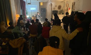 Beautiful and Versatile Open Loft Studio - Image 12