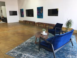 White Box Space in West Adams - Image 37