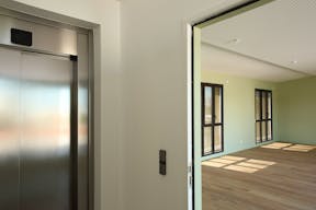 Bureau privatif et acc�s aux communs, dans un immeuble d'architecte au coeur des Chartrons � Bordeaux - 19M2 - Image 8