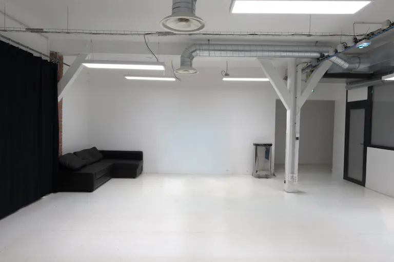 Espace Parallèle – Studio Photo 90 m² - Image 3