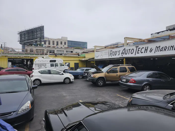 Auto Repair Shop In Hollywood - Image 1