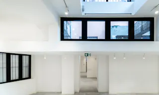 Show Room - Image 1