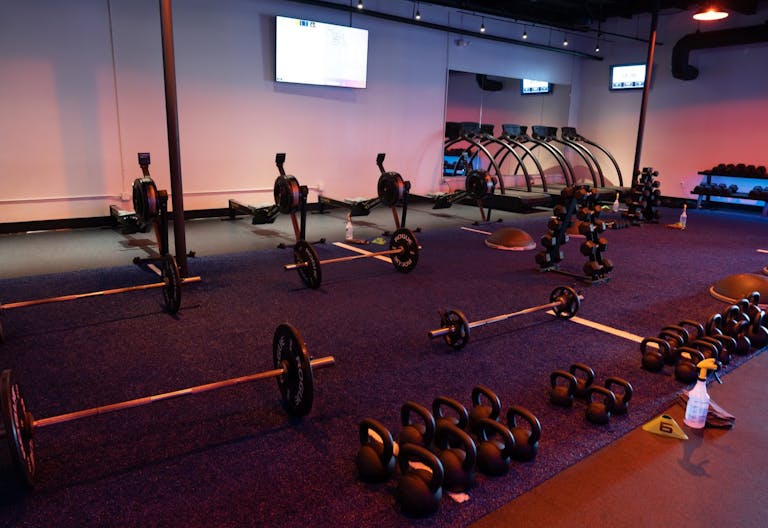 Private Gym in Woodland Hills - Image 1