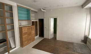 Boutique �ph�m�re avec 16 m de Lin�aire au C?ur du 4�me Arrondissement ? ??Id�ale pour Pop-Up Stores et Showrooms - Image 2