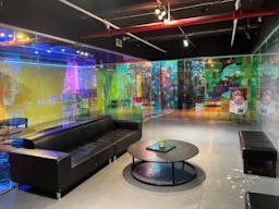 Manhattan Showroom - Image 11