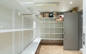 SMUKKE CONCEPT Pop Up Boutique - Image 17