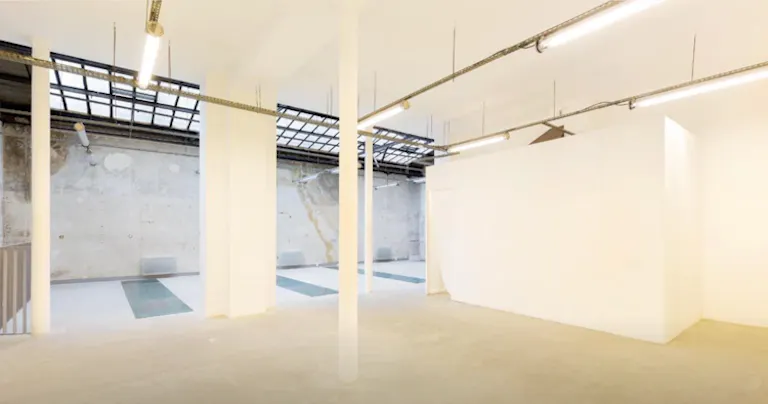 Haut Marais event Showroom - Image 1