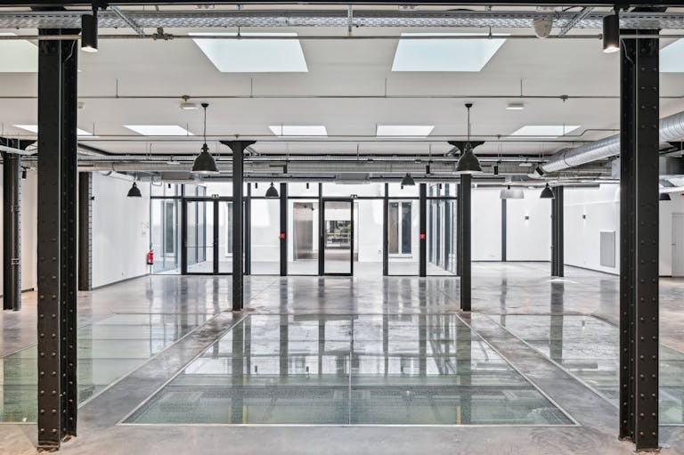 Wonderful Space in the 1st Arrondissement near Saint-Honor� - Image 4