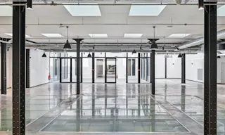 Wonderful Space in the 1st Arrondissement near Saint-Honor� - Image 4