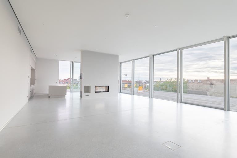 Soiree Rooftop with Skyline View - Image 0