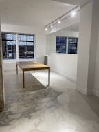 Charming Boutique in the heart of Le Marais - Image 9