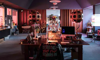 Neon Art Studio - Image 10