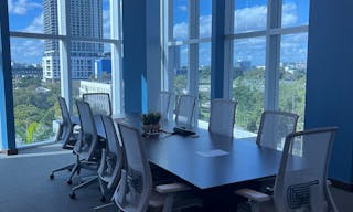 Conference Meeting Room for 10-12 People - Image 0