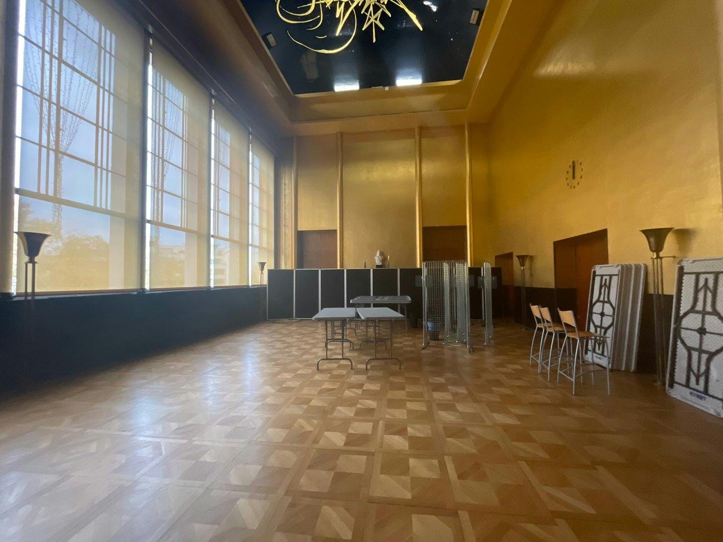 2,000 sqm Art Deco Grand Hall in Boulogne-Billancourt