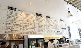 Charming Paris & NYC style cafe - Image 1