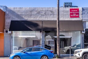 Fairfax District Versatile High Ceiling Two Level Indoor/ Outdoor Party Film Photo Space - Image 0