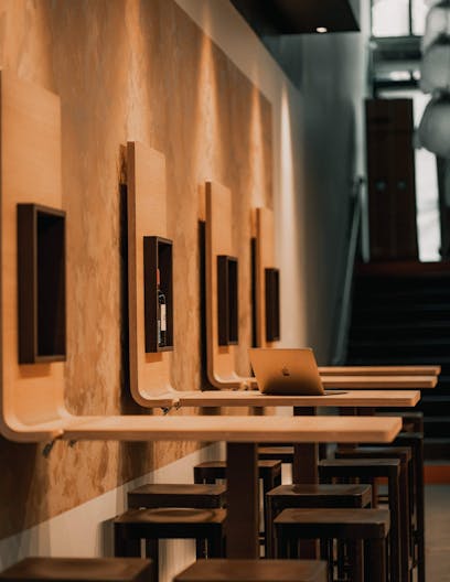 Salle multi-fonction avec sc�ne - Image 2