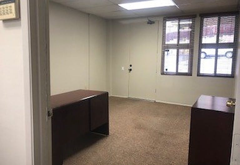 Office Space Available in Lovely La Mesa Commercial Building - Image 3