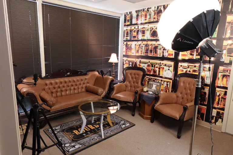 CONTENT CREATOR LOUNGE - Image 0
