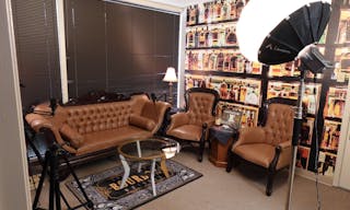 CONTENT CREATOR LOUNGE - Image 0