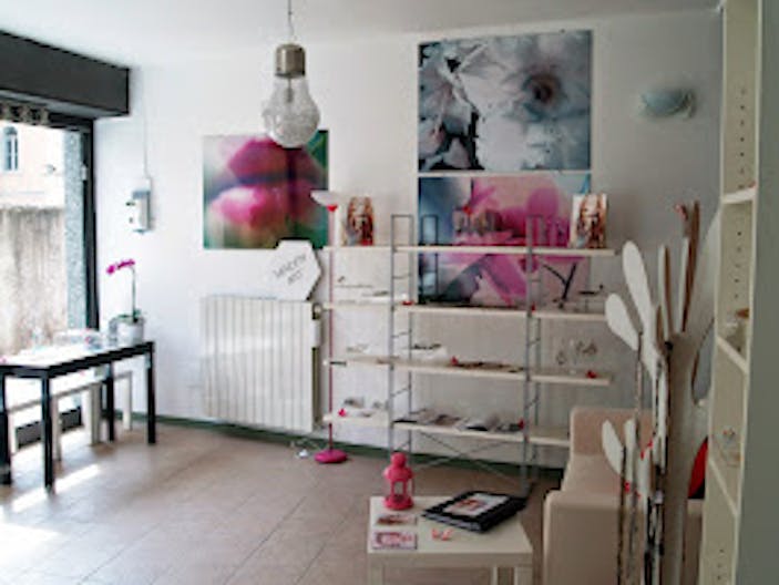 Elegante Spazio Pop-Up per Eventi e Vendite a Angera, Lago Maggiore - Image 4