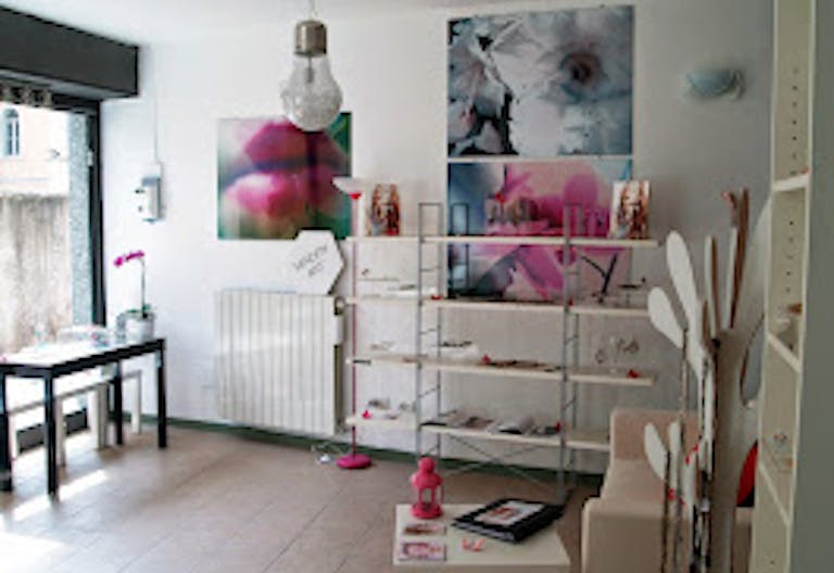 Elegante Spazio Pop-Up per Eventi e Vendite a Angera, Lago Maggiore - Image 4