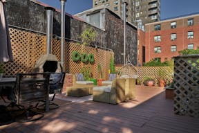 Mediterranean House with Rooftop Patio - Image 2