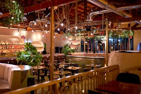Chic 8th Street Dining Spot - perfect for a variety of events - Image 8