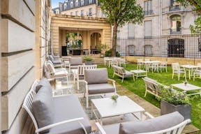 Exceptional Space in Triangle d'Or - Image 9