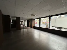 Magnifique Showroom Boutique Ephémère à Paris - Image 3