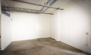 Large & Industrial Gallery Space - Image 4