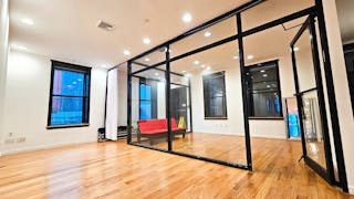 Entire Floor in SOHO with 2 extra rooms! - Image 52