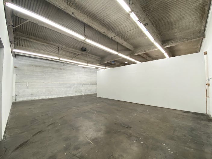 Pop Up Gallery near downtown Los Angeles, close to Redcat, Art district and Echo park - 1600 sqft - Image 2