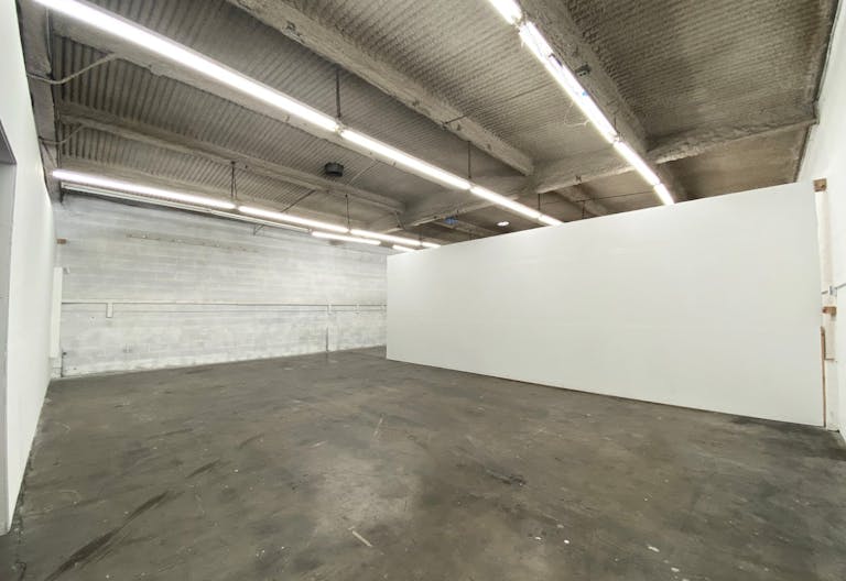 Pop Up Gallery near downtown Los Angeles, close to Redcat, Art district and Echo park - 1600 sqft - Image 2