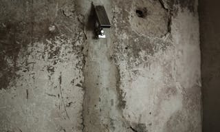 BRUTALIST SPACE IN MARAIS - Image 7