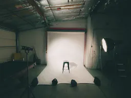 1000 Sq ft Industrial Studio/Retail/Pop-up space - Image 7