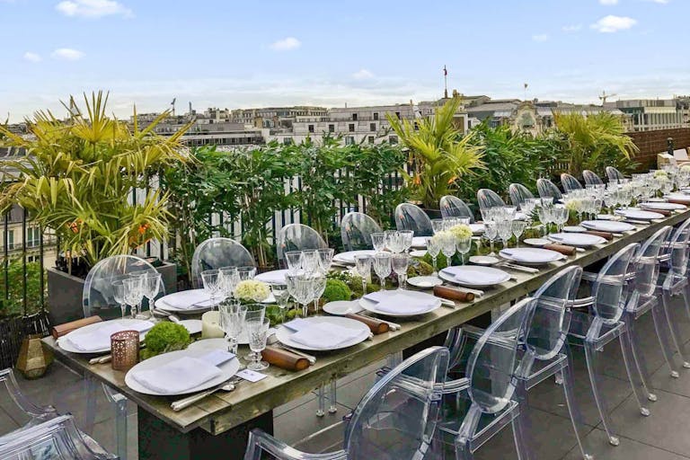 Unique space with the highest rooftop of the Champs-�lys�es - Image 0